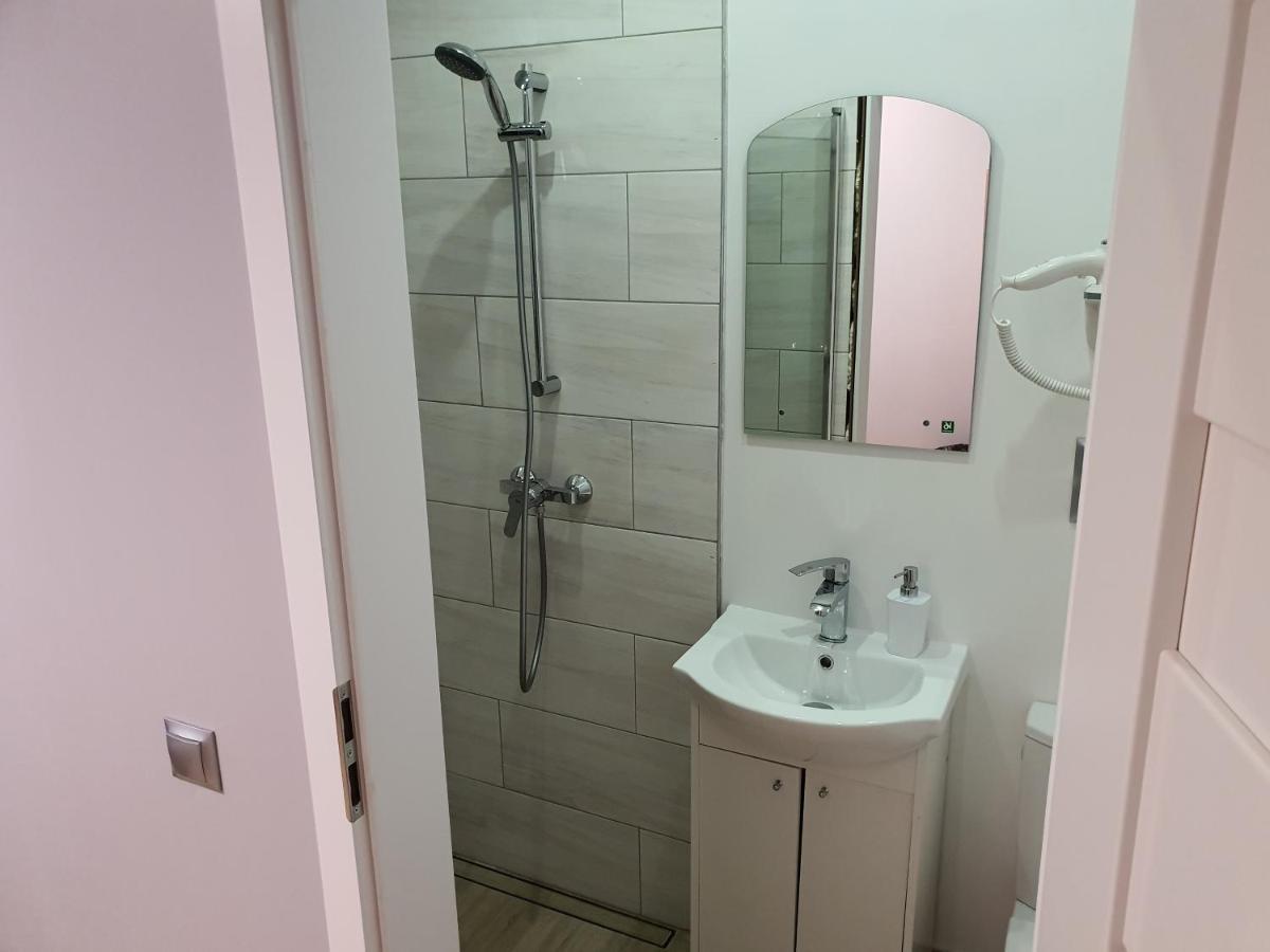 Jasna Hotelik Self Check-In Varsovia Exterior foto